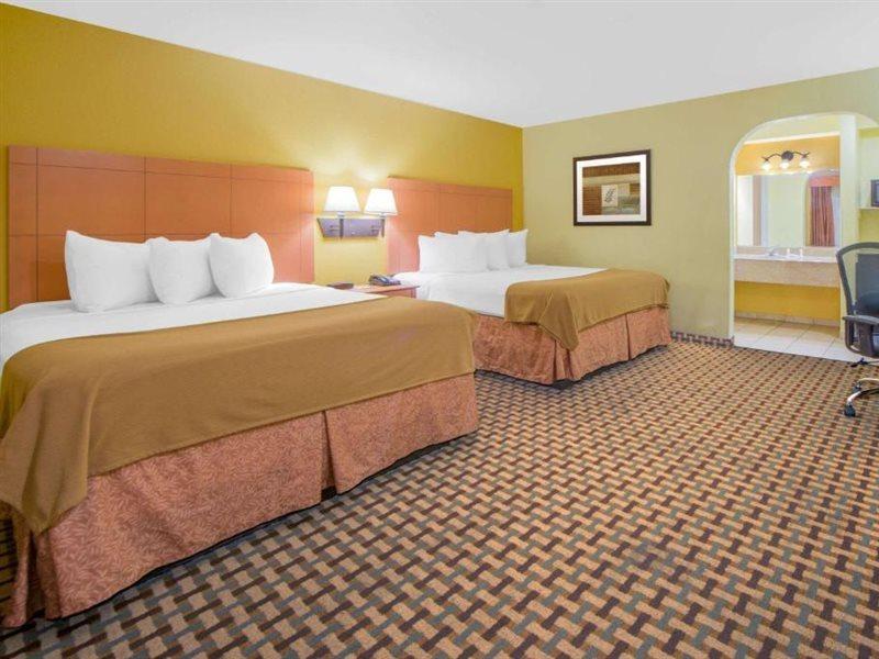 Days Inn By Wyndham Lubbock South Exteriör bild