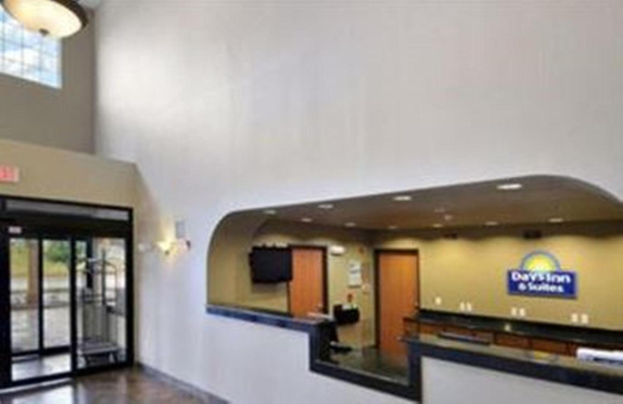 Days Inn By Wyndham Lubbock South Exteriör bild