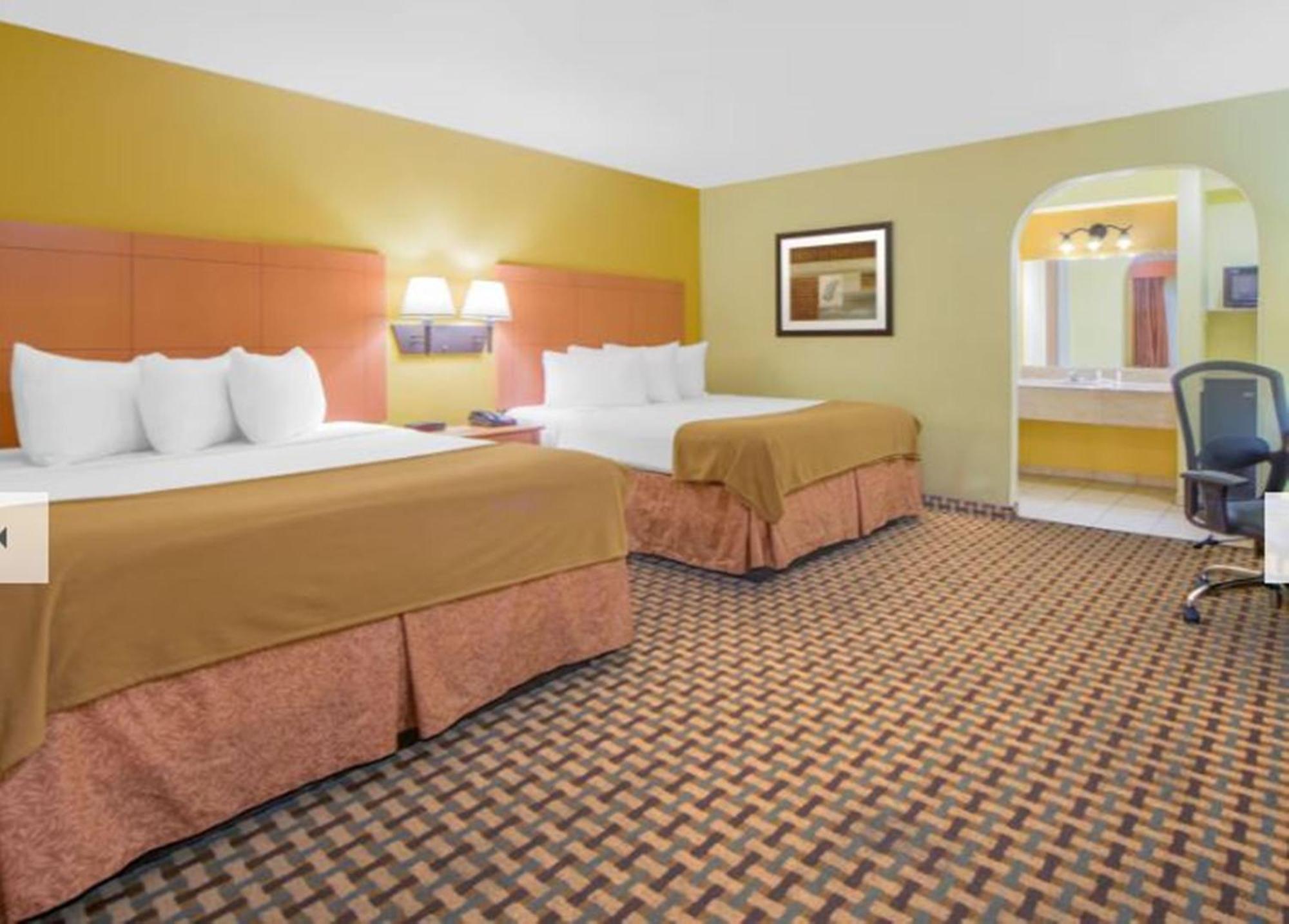 Days Inn By Wyndham Lubbock South Exteriör bild