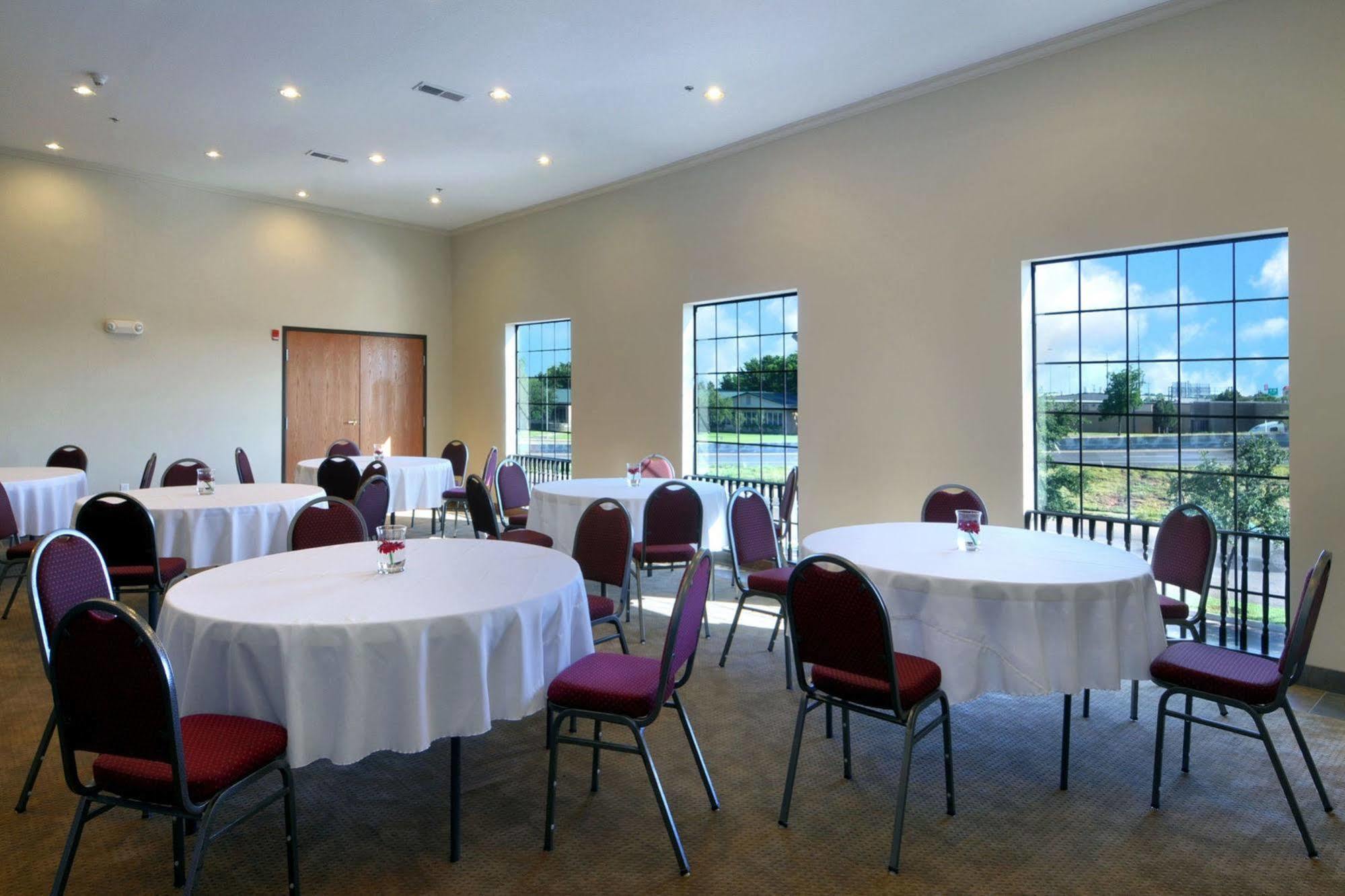 Days Inn By Wyndham Lubbock South Exteriör bild